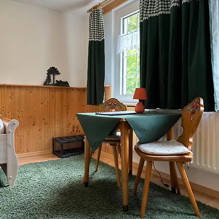 Otel Waldhaus Wolfsbachmuehle *